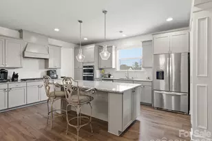 560 Sandbar Pt, Clover, SC 29710 - Photo 13