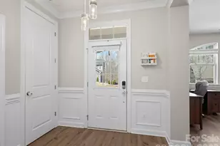 560 Sandbar Pt, Clover, SC 29710 - Photo 5