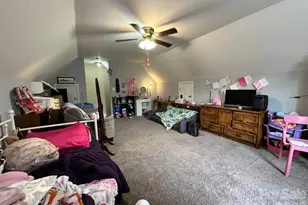 1385 Ron Whicker Dr, Catawba, NC 28609 - Photo 9