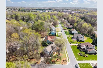 10833 Kenderly Court, Charlotte, NC 28277 - Photo 9