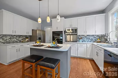 10833 Kenderly Court, Charlotte, NC 28277 - Photo 3