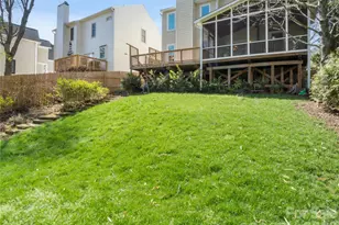 2020 Sablewood Dr, Charlotte, NC 28205 - Photo 37