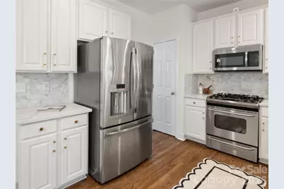 2020 Sablewood Drive, Charlotte, NC 28205 - Photo 11