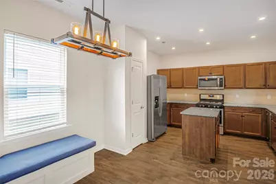 7019 Thornrose Drive, Charlotte, NC 28210 - Photo 5