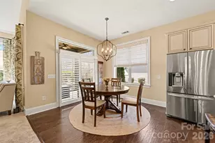 15523 Lake Ridge Rd, Charlotte, NC 28278 - Photo 13