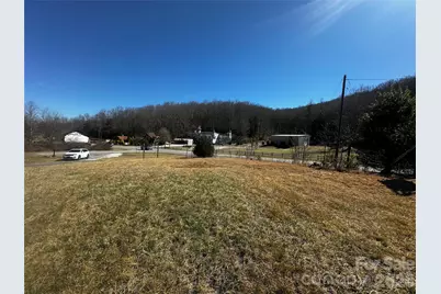 400 Old Dale Road, Spruce Pine, NC 28777 - Photo 9