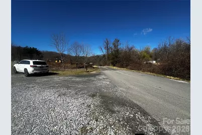 400 Old Dale Road, Spruce Pine, NC 28777 - Photo 15