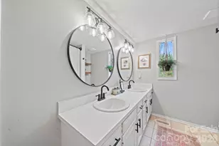 350 21st Ave Dr NW, Hickory, NC 28601 - Photo 15