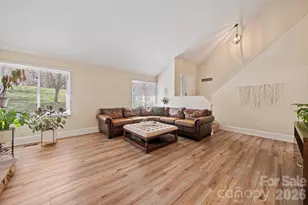 350 21st Ave Dr NW, Hickory, NC 28601 - Photo 7