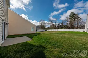 2408 Alex Ryan Dr, Charlotte, NC 28216 - Photo 27