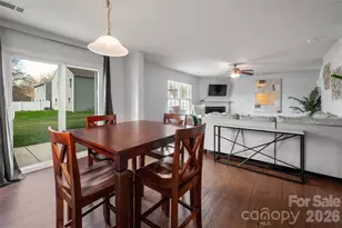 2408 Alex Ryan Dr, Charlotte, NC 28216 - Photo 9