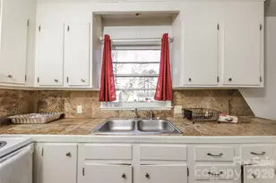 238 Bond St, Winston Salem, NC 27127 - Photo 11