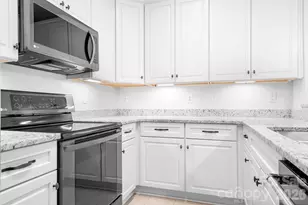 714 Northeast Dr, Davidson, NC 28036 - Photo 5