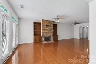 114 Inlet Point Dr, Tega Cay, SC 29708 - Photo 9