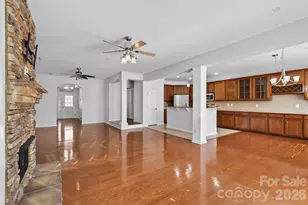 114 Inlet Point Dr, Tega Cay, SC 29708 - Photo 7