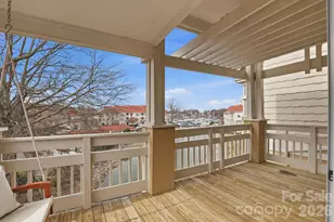 18009 Kings Point Dr, Cornelius, NC 28031 - Photo 13