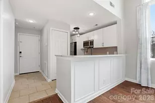 18009 Kings Point Dr, Cornelius, NC 28031 - Photo 5