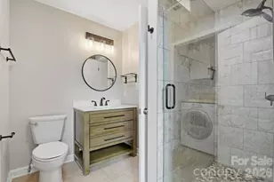 18009 Kings Point Dr, Cornelius, NC 28031 - Photo 23