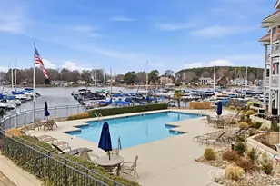 18009 Kings Point Dr, Cornelius, NC 28031 - Photo 29