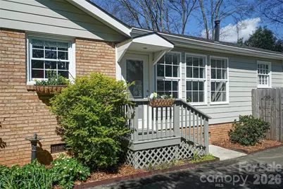 1823 Emerywood Drive, Charlotte, NC 28210 - Photo 11