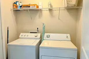 5730 Natick Dr, Charlotte, NC 28214 - Photo 11