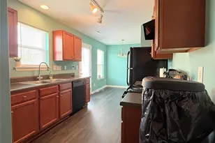 5730 Natick Dr, Charlotte, NC 28214 - Photo 3