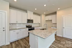 427 Luna Ln, Shelby, NC 28152 - Photo 5