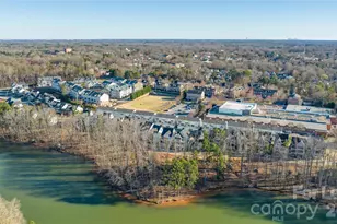 554 Amalfi Dr, Davidson, NC 28036 - Photo 39