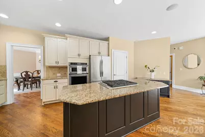 6009 Autumn Blossom Lane, Waxhaw, NC 28173 - Photo 9