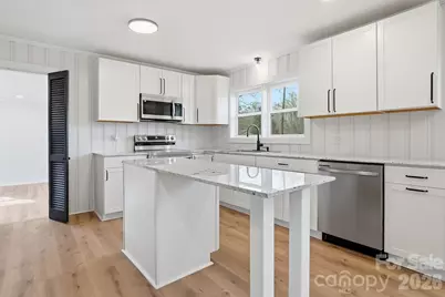308 Rankin Avenue, Lowell, NC 28098 - Photo 9