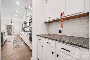 7116 Glenroe Dr, Huntersville, NC 28078 - Photo 7