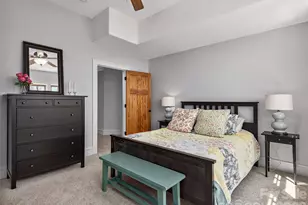 457 Coopers Hawk Dr, Asheville, NC 28803 - Photo 35