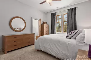 457 Coopers Hawk Dr, Asheville, NC 28803 - Photo 31