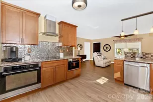 6415 Saddlewood Dr, Waxhaw, NC 28173 - Photo 19