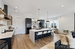 110 Mattoon St, Charlotte, NC 28216 - Photo 9