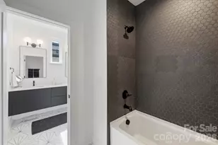 110 Mattoon St, Charlotte, NC 28216 - Photo 33