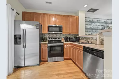 8421 Scotney Bluff Avenue, Charlotte, NC 28273 - Photo 9