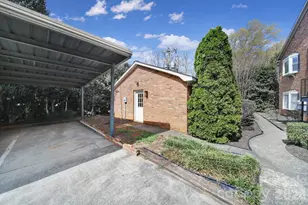 1012 Queens Rd, Charlotte, NC 28207 - Photo 25