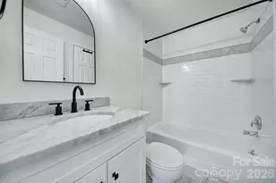 1012 Queens Rd, Charlotte, NC 28207 - Photo 15