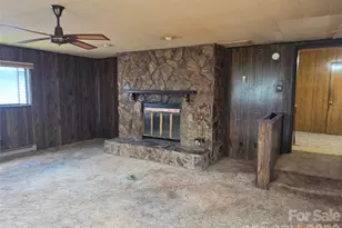 1921 Finchley Dr, Charlotte, NC 28215 - Photo 7