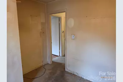 1921 Finchley Drive, Charlotte, NC 28215 - Photo 11