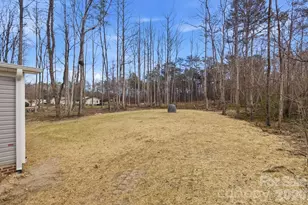 1685 Dawnview Ln, Lincolnton, NC 28092 - Photo 25