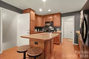 132 Heather Ln, Banner Elk, NC 28604 - Photo 3