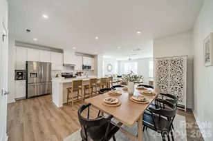 963 Portrush Ln, Tega Cay, SC 29708 - Photo 5