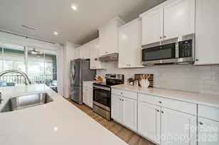 963 Portrush Ln, Tega Cay, SC 29708 - Photo 13