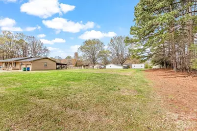 1224 Vickie Lane, Matthews, NC 28104 - Photo 27