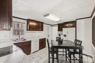 4203 Sunflower Ct, Gastonia, NC 28052 - Photo 9