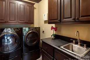 26 Village Oak Dr, Arden, NC 28704 - Photo 33