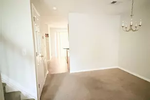 9162 Exbury Ct, Charlotte, NC 28269 - Photo 5