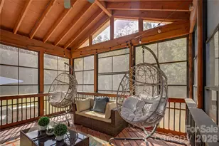 16518 Governors Club Ct, Charlotte, NC 28278 - Photo 17